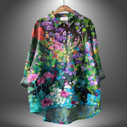 Orsolya - Losvallende damesblouse met kunstzinnige print en kraag