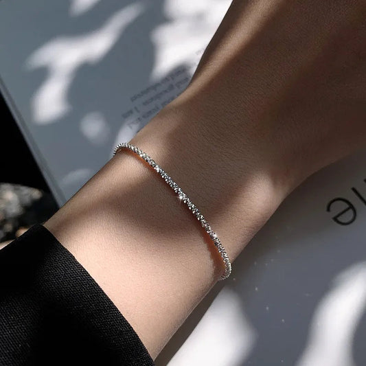 Fijne damesarmband met subtiele fonkelsteenjes