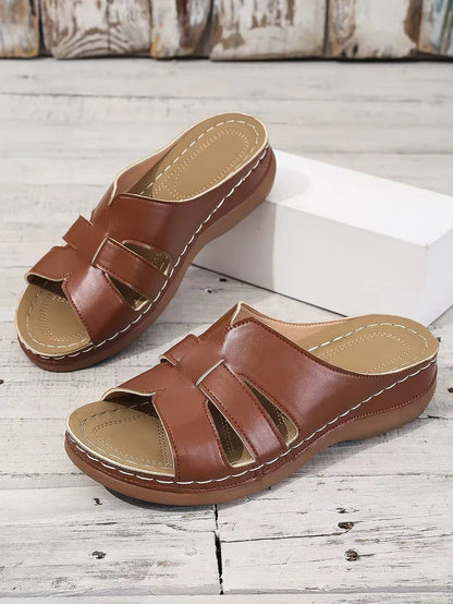 Hedwig -Dames slippers met uitgesneden band
