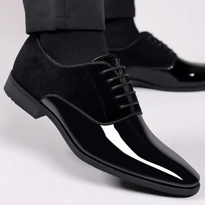 Egon - Herenveterschoenen met glanzende neus en verfijnde contouren