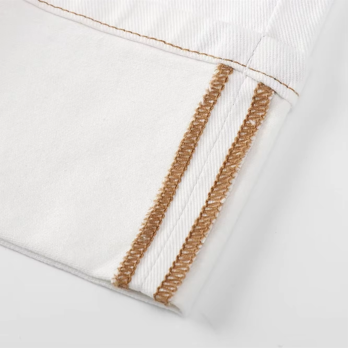 Rabiya - Wijde damesjeans met vintage gesp en hoge taille