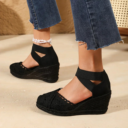 Susanne - Dames sleehak met gehaakt detail en elastische enkelband