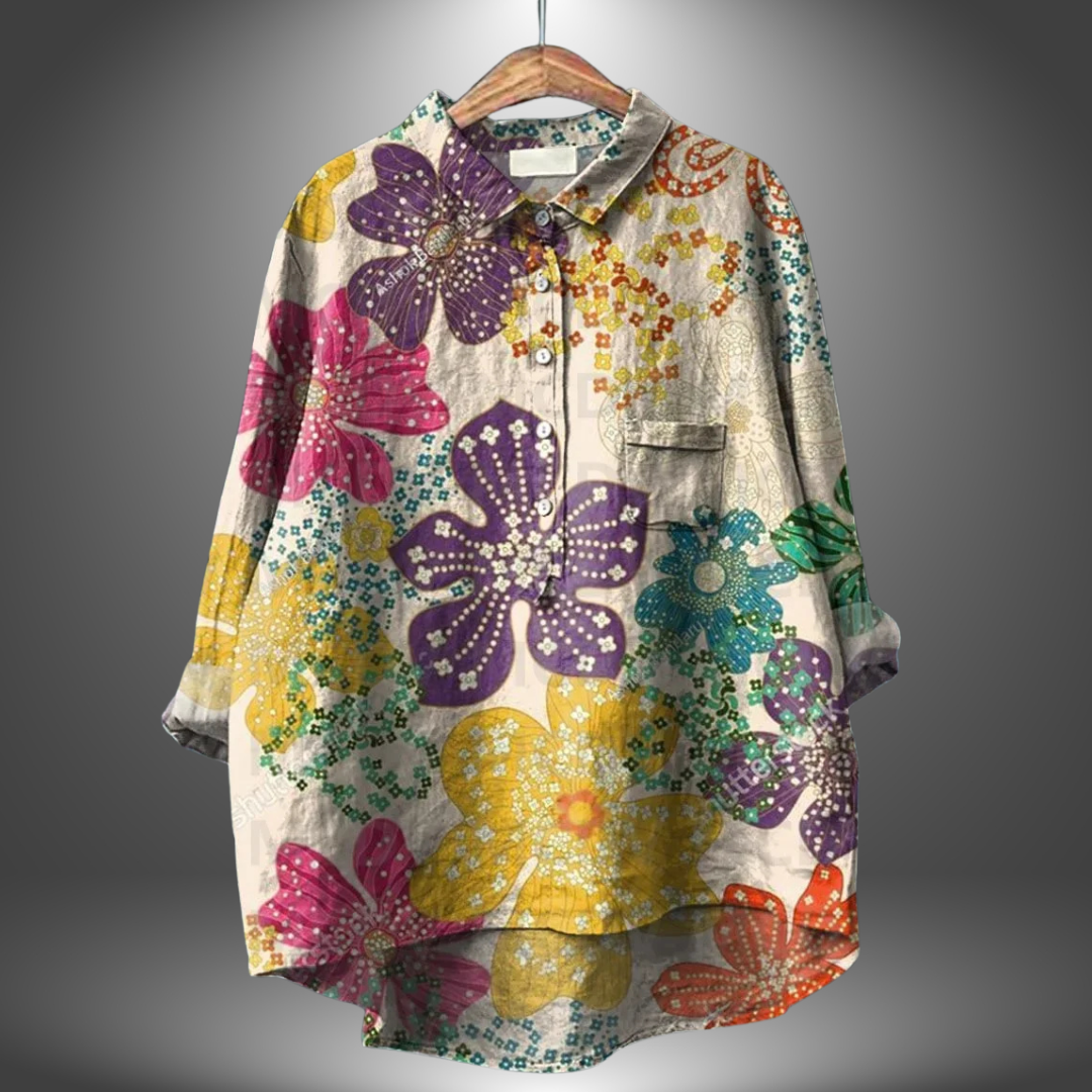 Orsolya - Losvallende damesblouse met kunstzinnige print en kraag