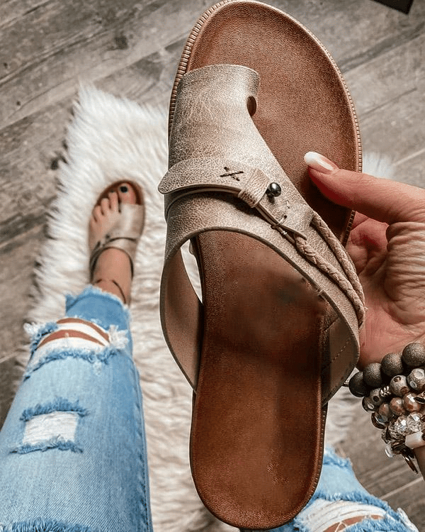 Gweneira - Dames teenslippers met voetbed en verstelbare band