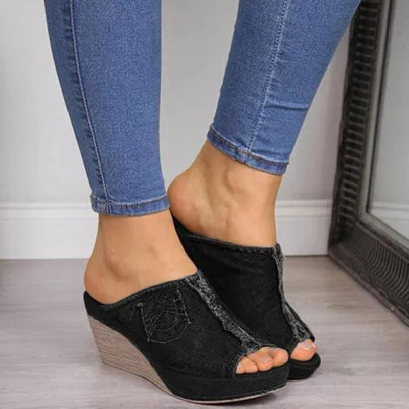 Ronja - Dames sleehak mules met open teen en denim-look