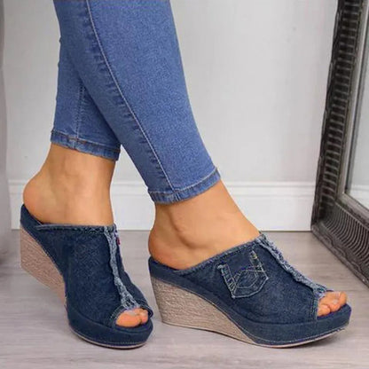 Ronja - Dames sleehak mules met open teen en denim-look