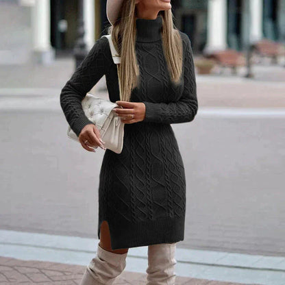 Ivana - Gebreide damesjurk met col en kabelpatroon