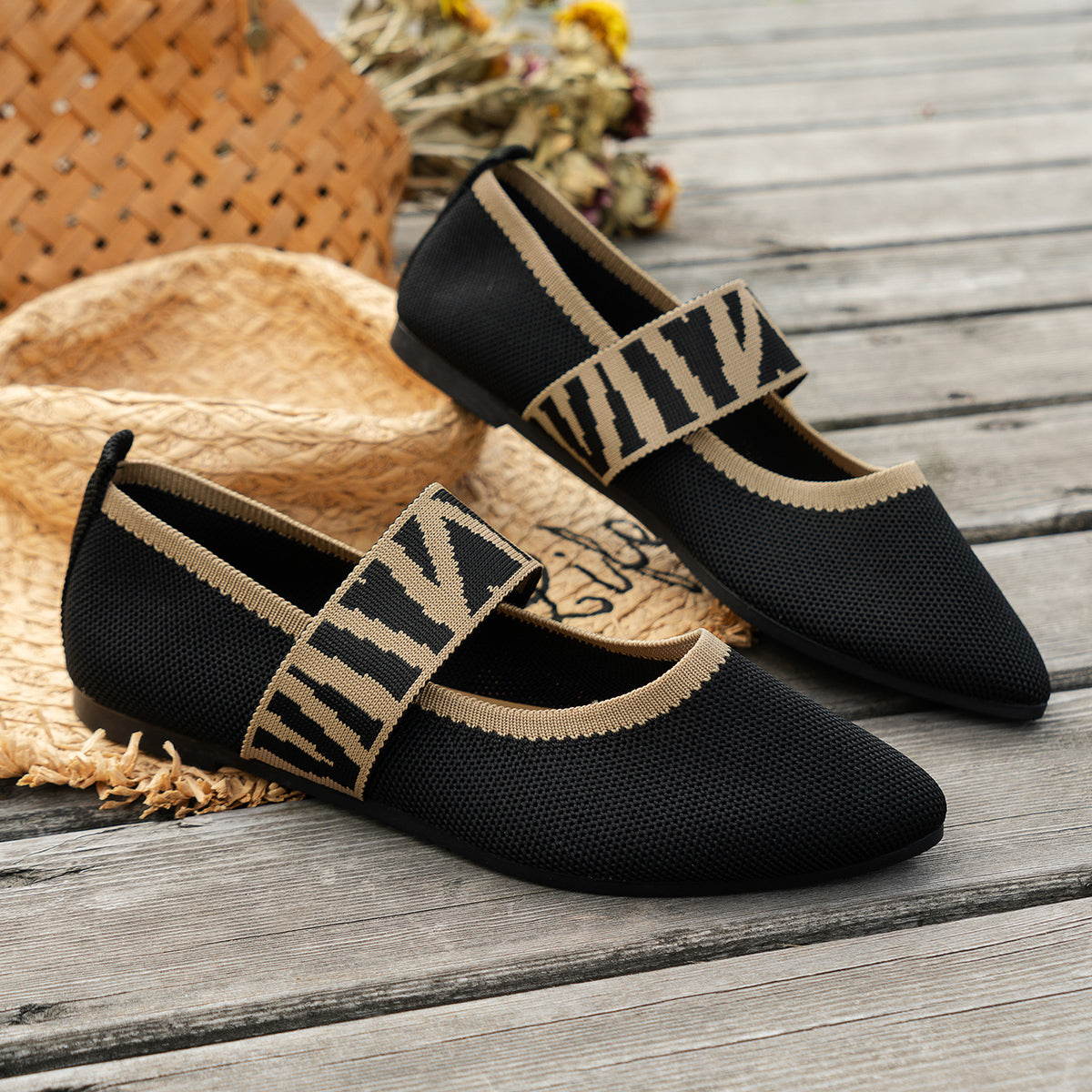Tamara - Puntige dames ballerina met stretchband
