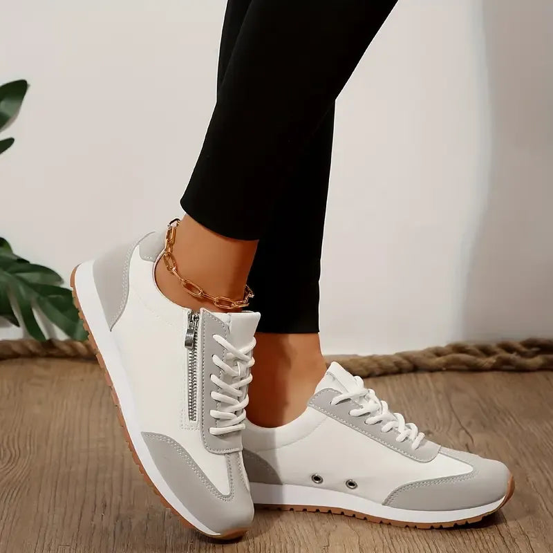 Elaine – Vetersneakers met contrastdetails en gripzool