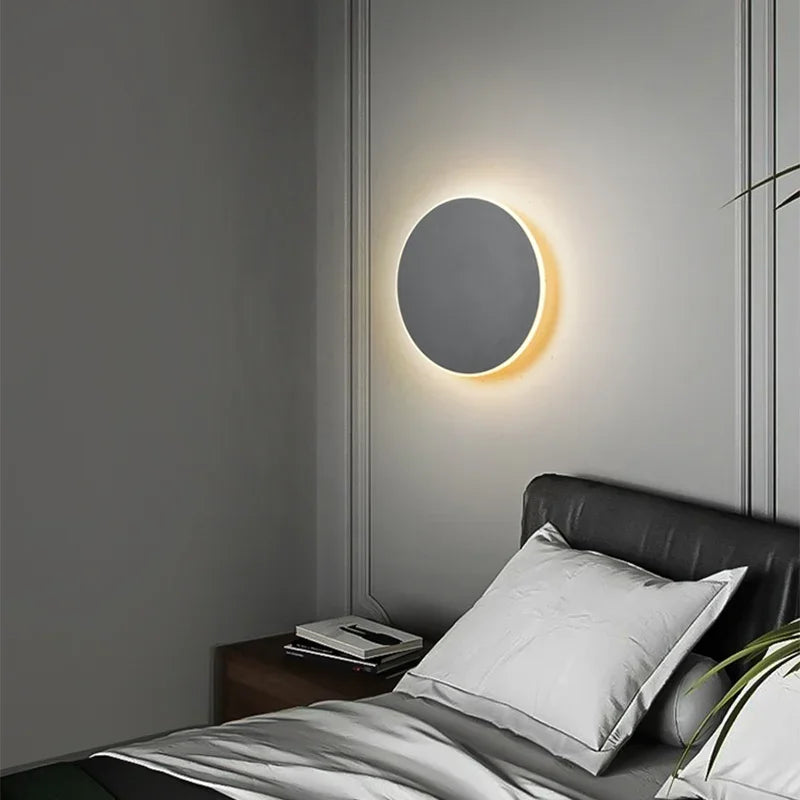 Moderne minimalistische LED wandlamp met aanraaksensor