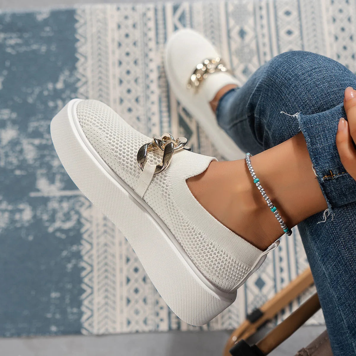 Raphaelle - Slip-on sneakers met chunky kettingdetail voor dames