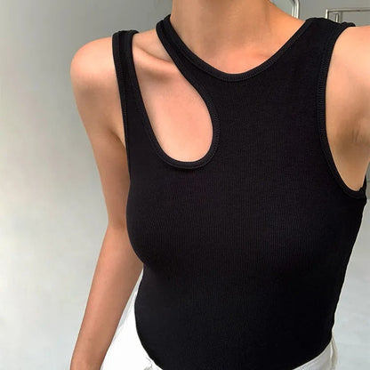 Sabatina - Asymmetrische tanktop met cut-out halslijn voor dames