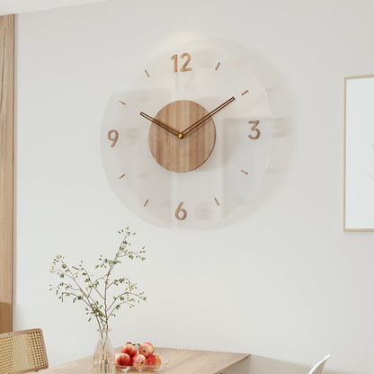 Moderne minimalistische wandklok met houten frame