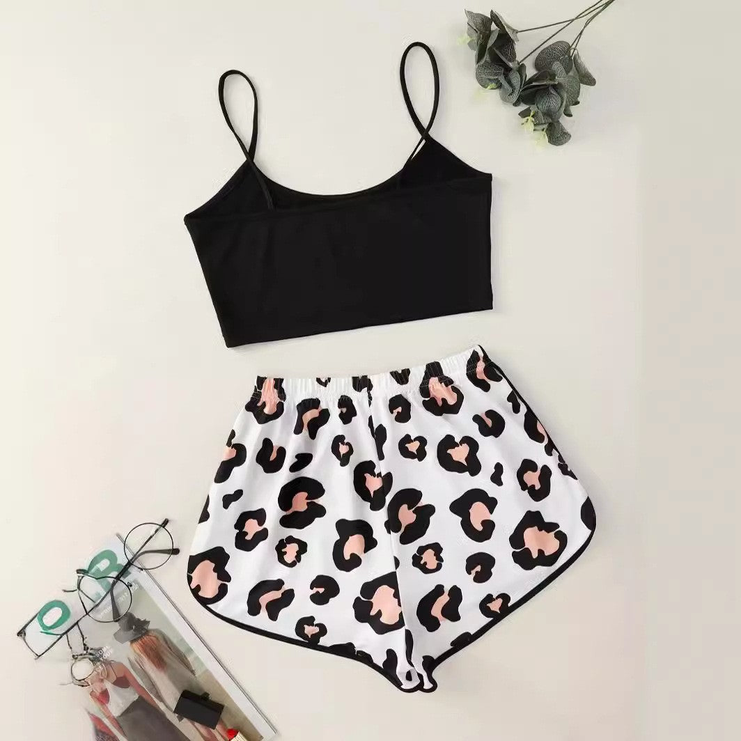 Sibylle - Dames loungepyjamaset met crop top en elastische short