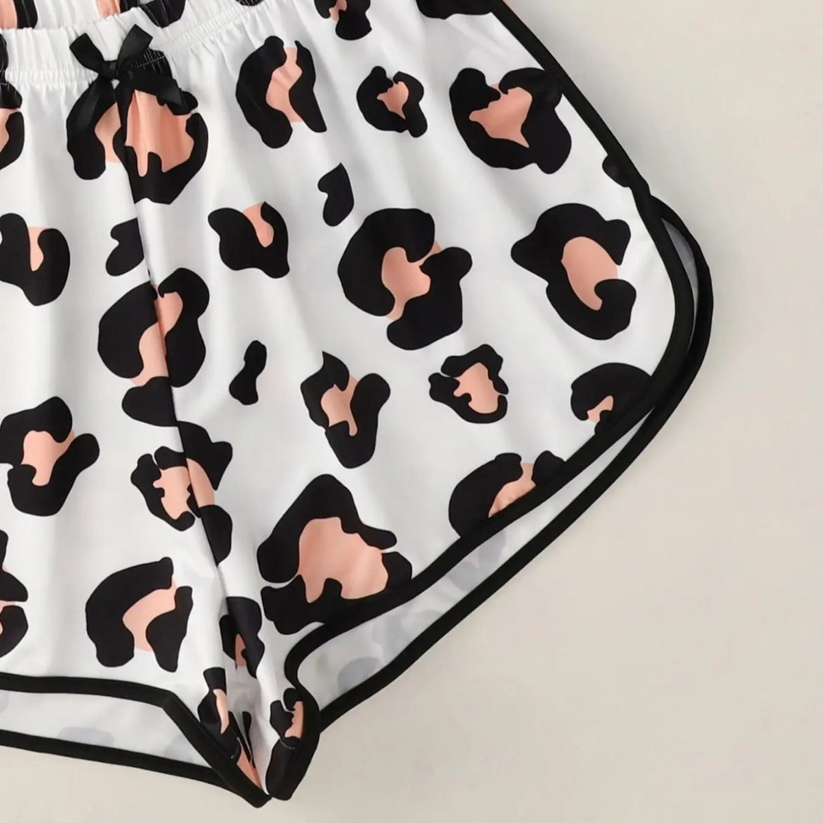 Sibylle - Dames loungepyjamaset met crop top en elastische short