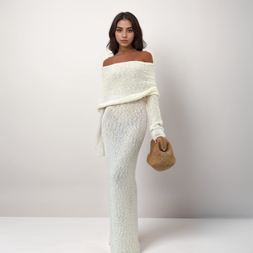 Rowen - Off-shoulder gebreide maxi-jurk met lange mouwen