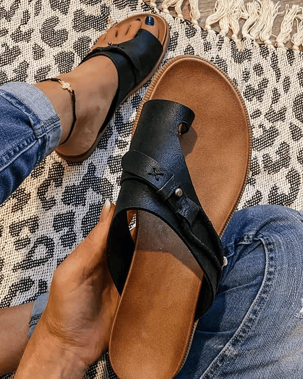 Gweneira - Dames teenslippers met voetbed en verstelbare band