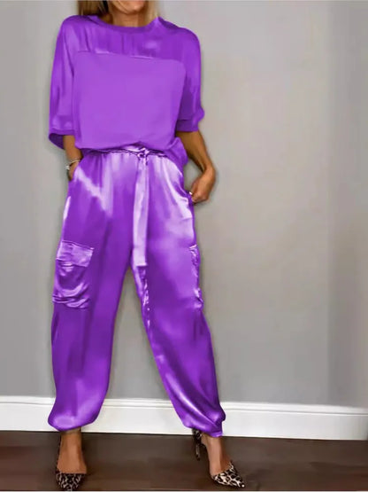 Hattie - Satijnen dames set met losse top en cargo broek
