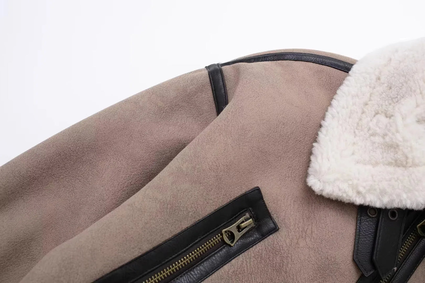 Bevy - Eigentijdse korte jas voor dames