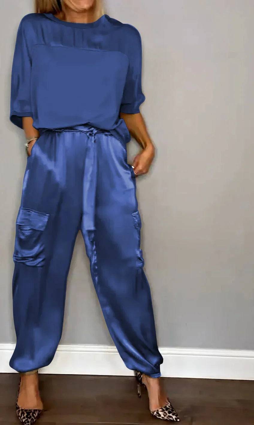 Hattie - Satijnen dames set met losse top en cargo broek