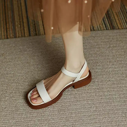 Maurice – Sandalen met vierkante neus en verstelbare band