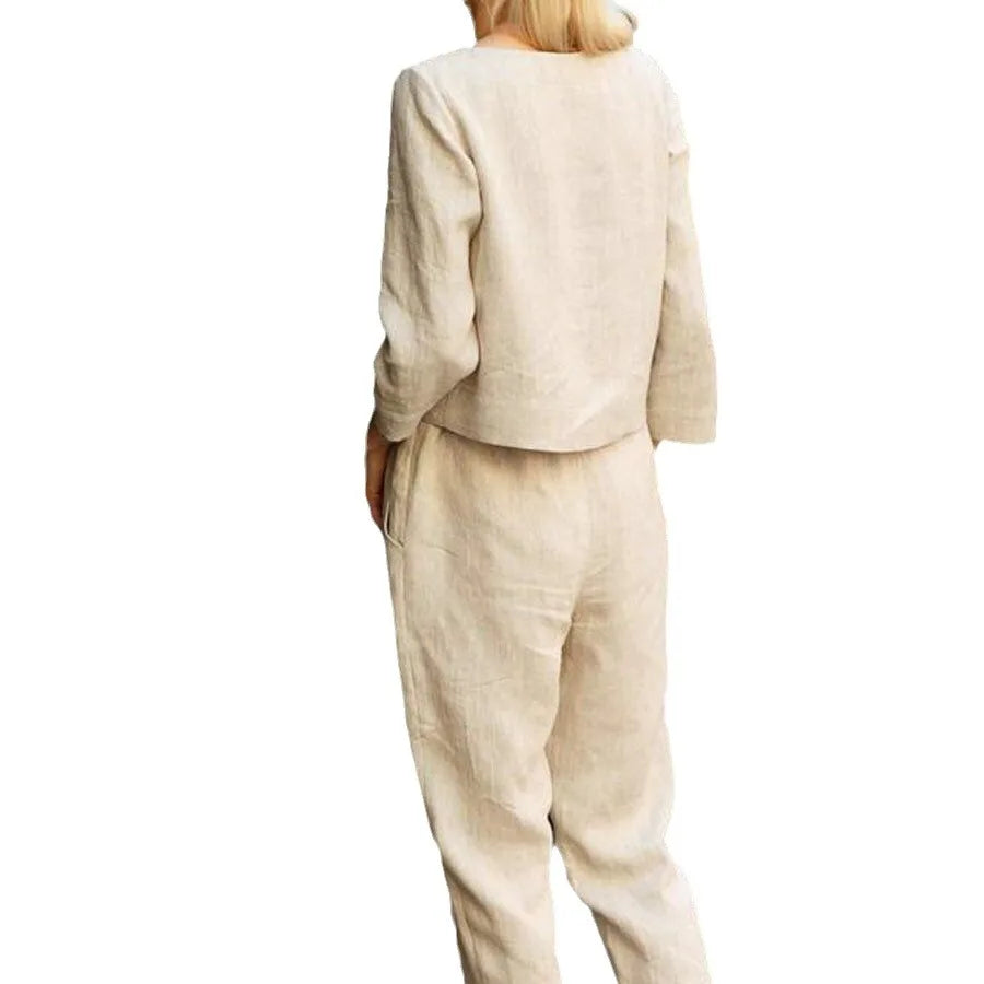 Belle – Casual damespak met strikceintuur