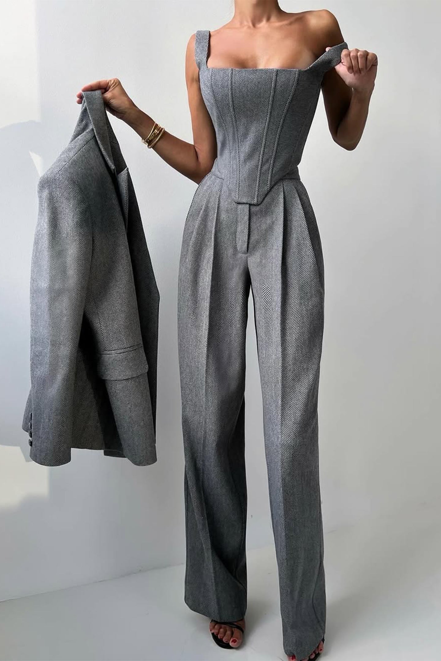 Armelda - Getailleerd damespak met top, blazer en broek