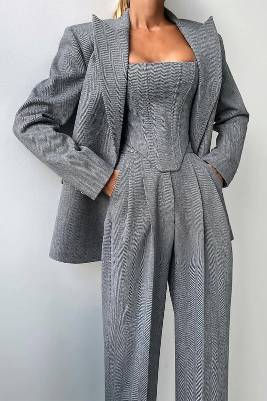 Armelda - Getailleerd damespak met top, blazer en broek