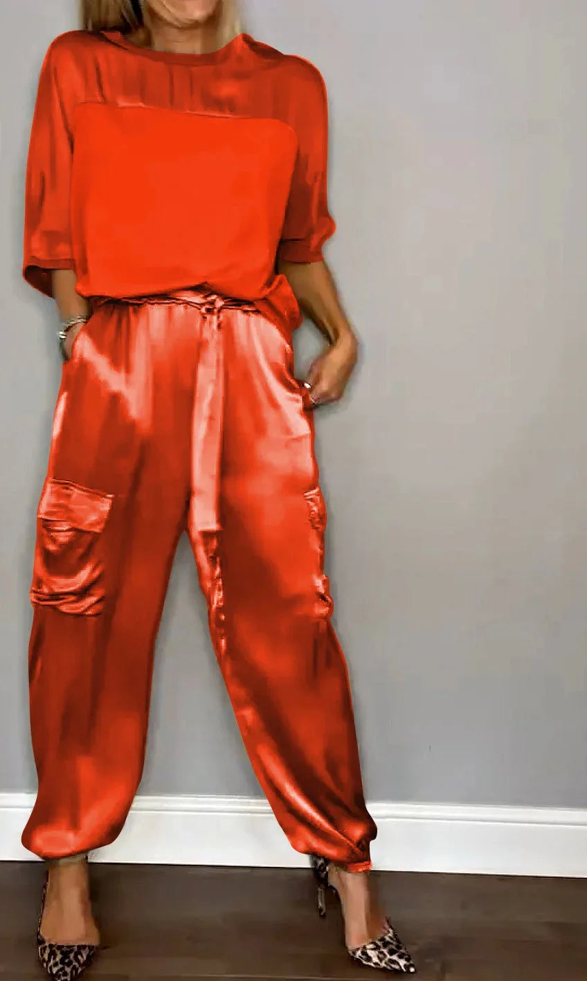 Hattie - Satijnen dames set met losse top en cargo broek