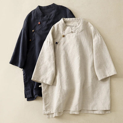 Mei – Dames top met asymmetrische knoopsluiting en oosterse kraag