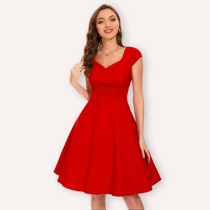 Lenny - Dames fit & flare jurk met kapmouwtjes en hartvormige halslijn