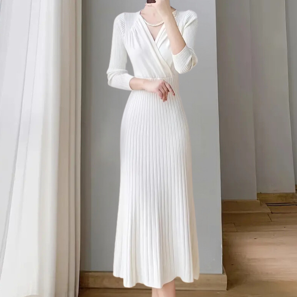 Tindra | Elegante geribde wikkel midi-jurk