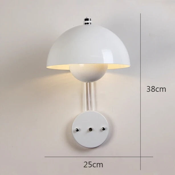 Moderne LED wandlamp met koepelkap