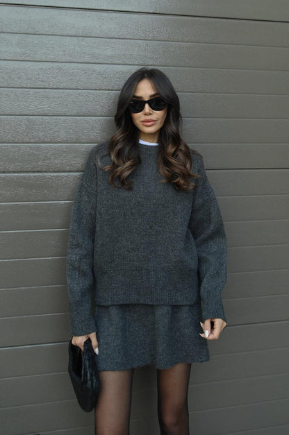 Angelika – Gebreide minirok met oversized trui voor dames