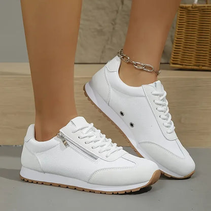 Elaine – Vetersneakers met contrastdetails en gripzool