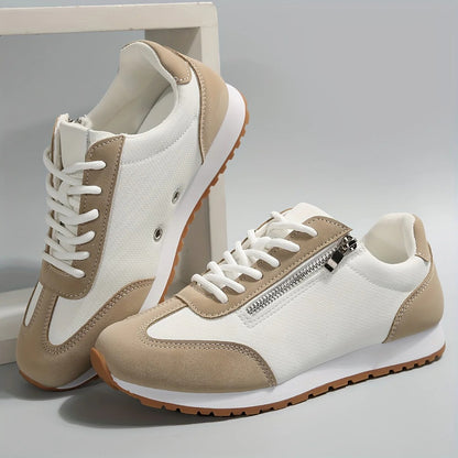 Elaine – Vetersneakers met contrastdetails en gripzool