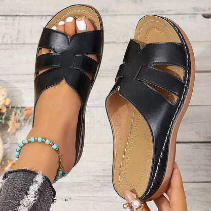 Hedwig -Dames slippers met uitgesneden band