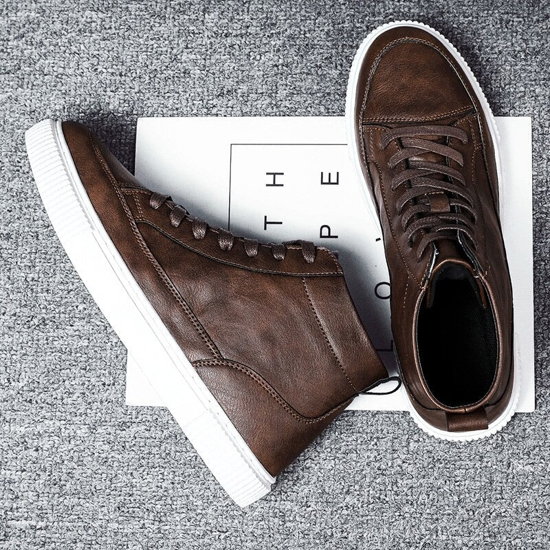 Colter - Casual herenschoenen met hoge instap