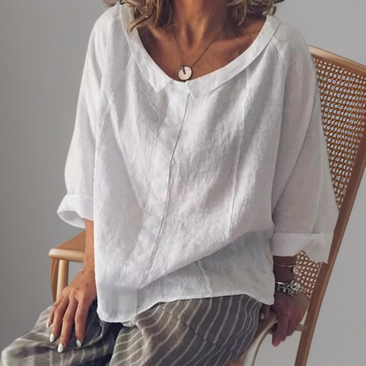 Thomassina - Losvallend vrouwenshirt met v-hals