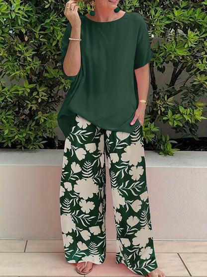 Malika - Tweedelige dames set met losse top en wijde bloemenbroek
