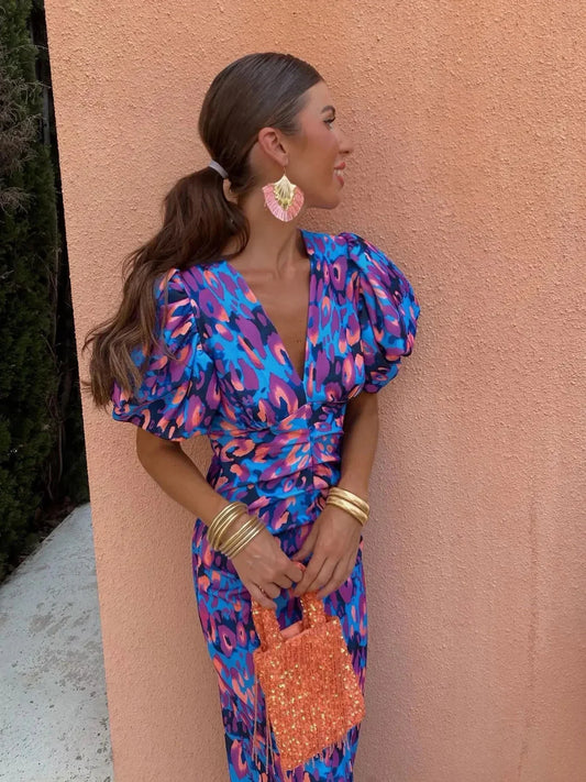 Ailly – Midi jurk met pofmouwen en cut-out detail voor dames