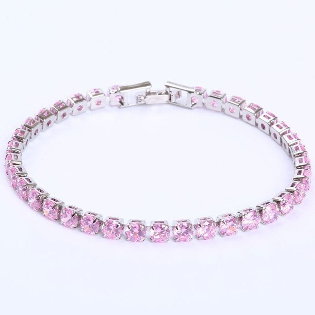 Damesarmband met ronde fonkelstenen in tennisstijl