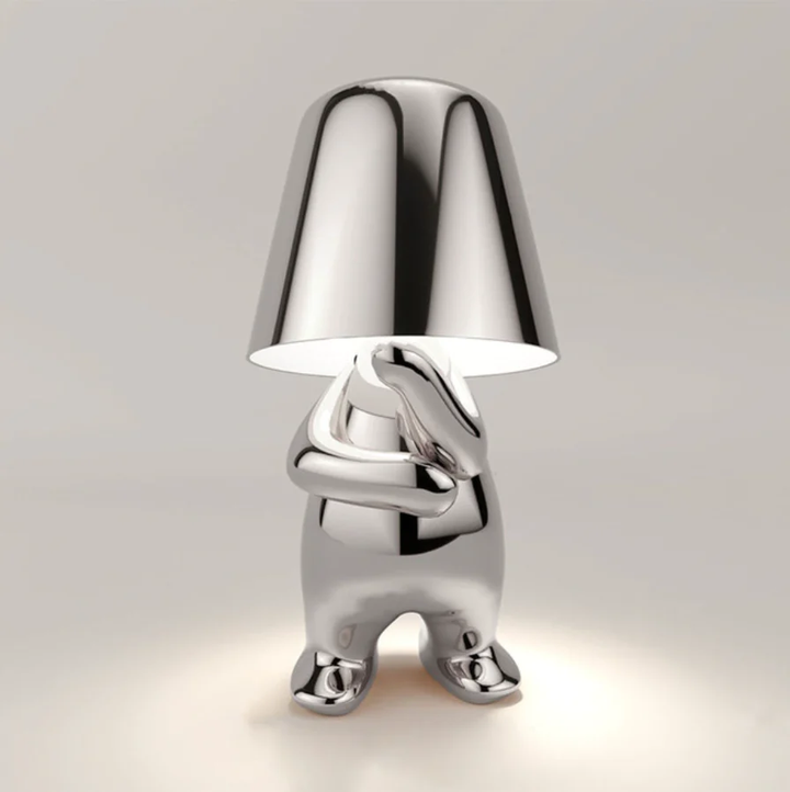 Kunstzinnige draadloze LED-tafellamp in moderne sculptuurvorm