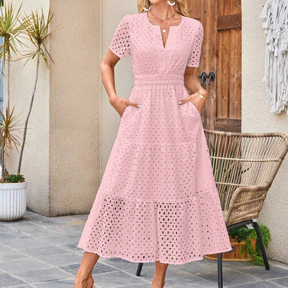 Sabrine - Broderie midi jurk met korte mouwen en split hals voor dames