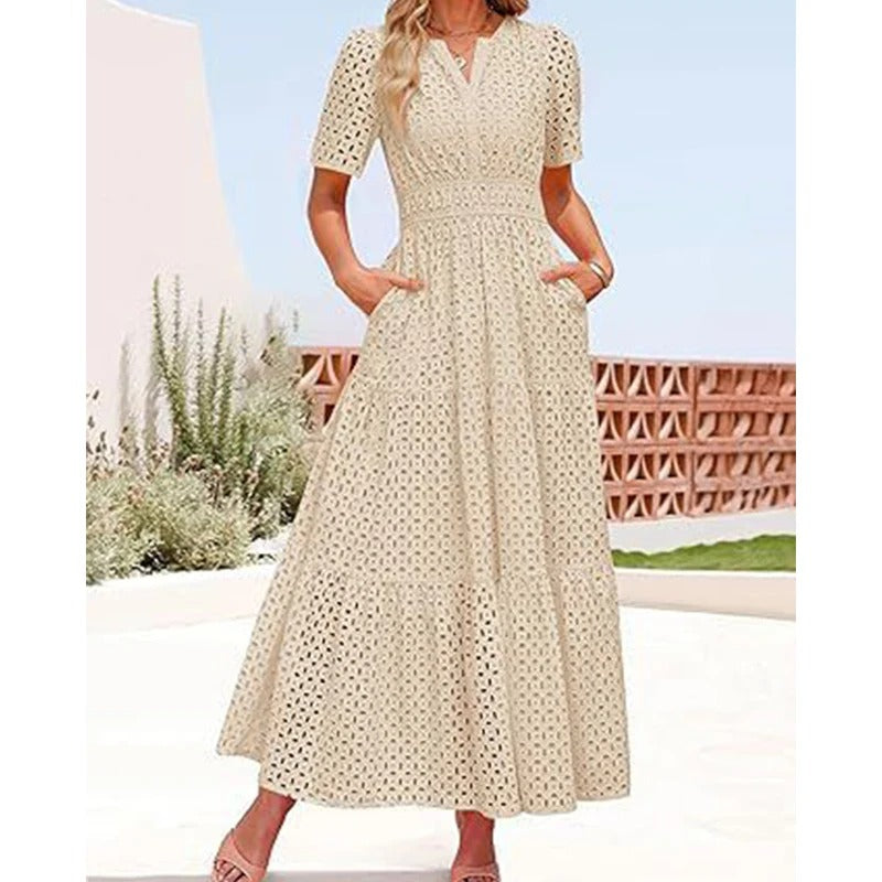 Sabrine - Broderie midi jurk met korte mouwen en split hals voor dames