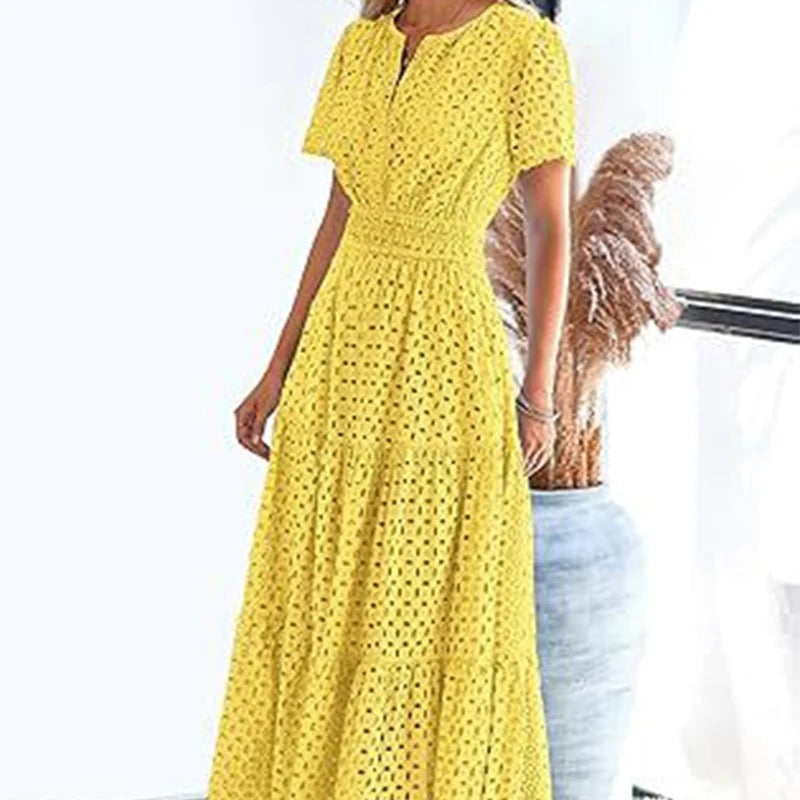 Sabrine - Broderie midi jurk met korte mouwen en split hals voor dames