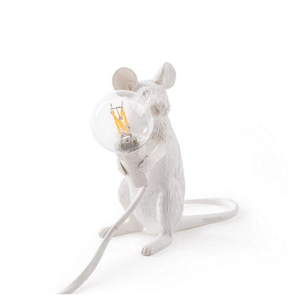 Cheeky Mouse - Creatieve en unieke tafel of kastlamp