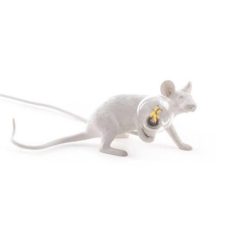 Cheeky Mouse - Creatieve en unieke tafel of kastlamp